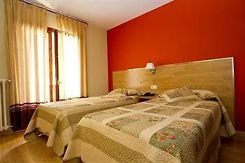 **  Hotel أرينسال أندورا