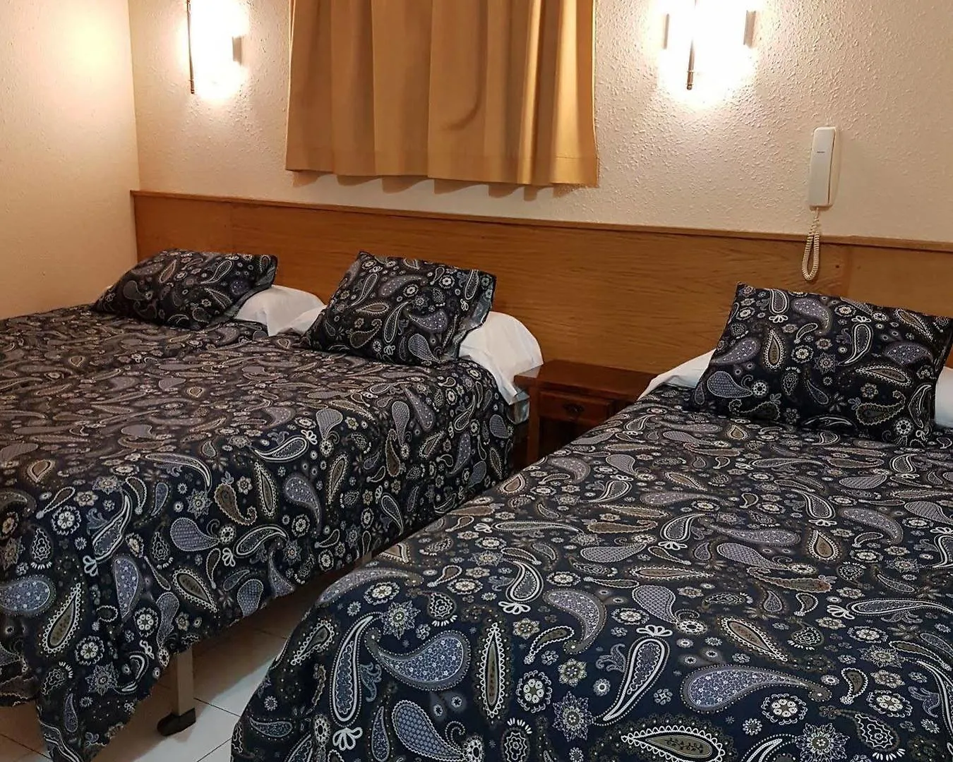 **  Hotel أرينسال أندورا